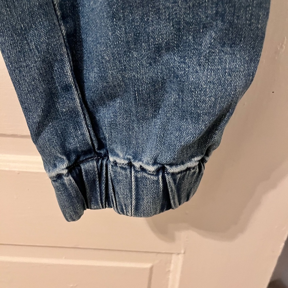 Jeans - Picture 4 of 6
